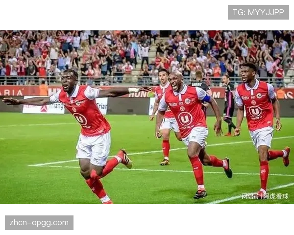 即时:兰斯获得点球,但VAR介入后主裁取消判罚 即时:兰斯获得点球,但VAR介入后主裁取消判罚